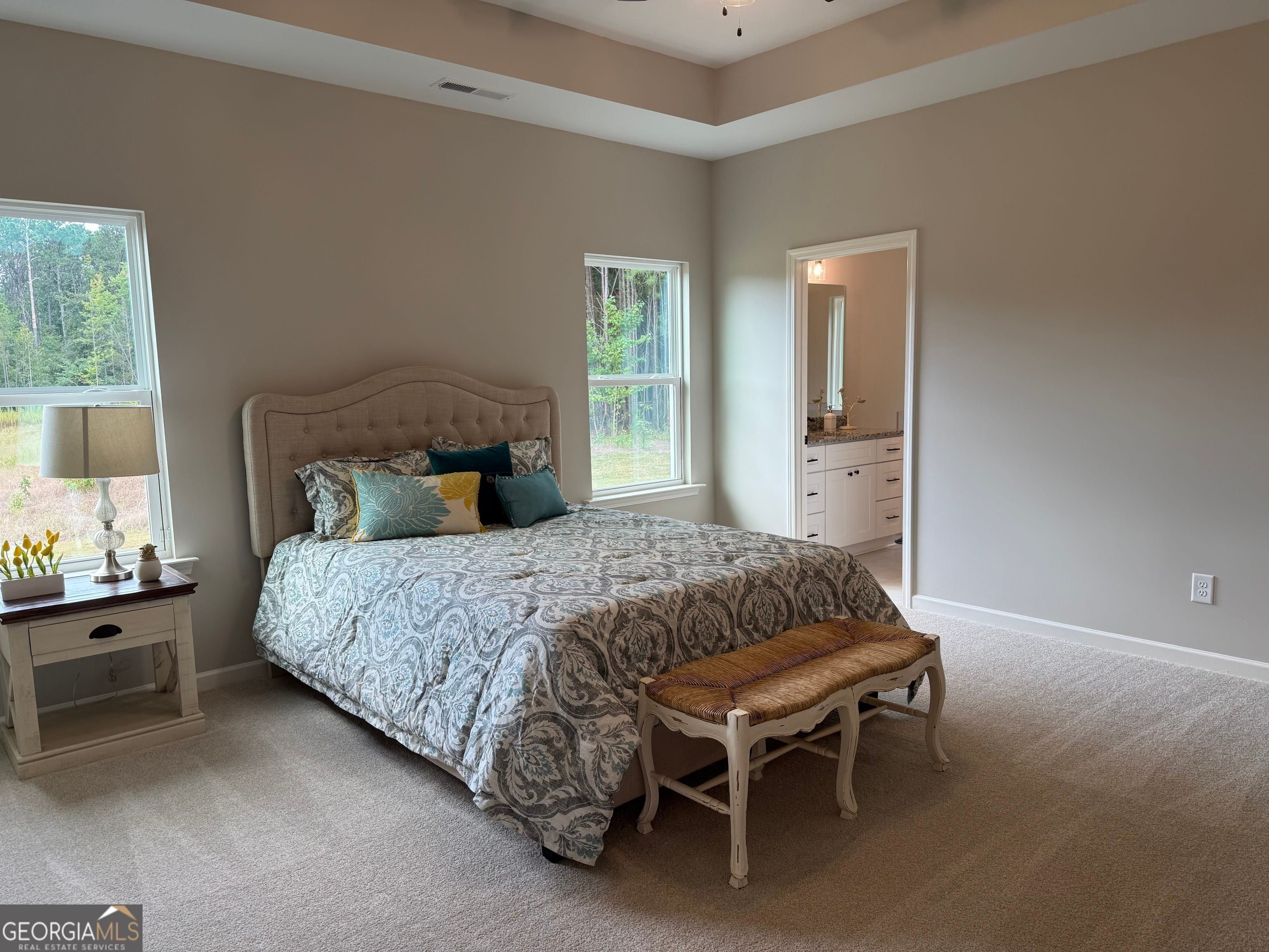 92 Commanche Circle. Williamson, GA 30292