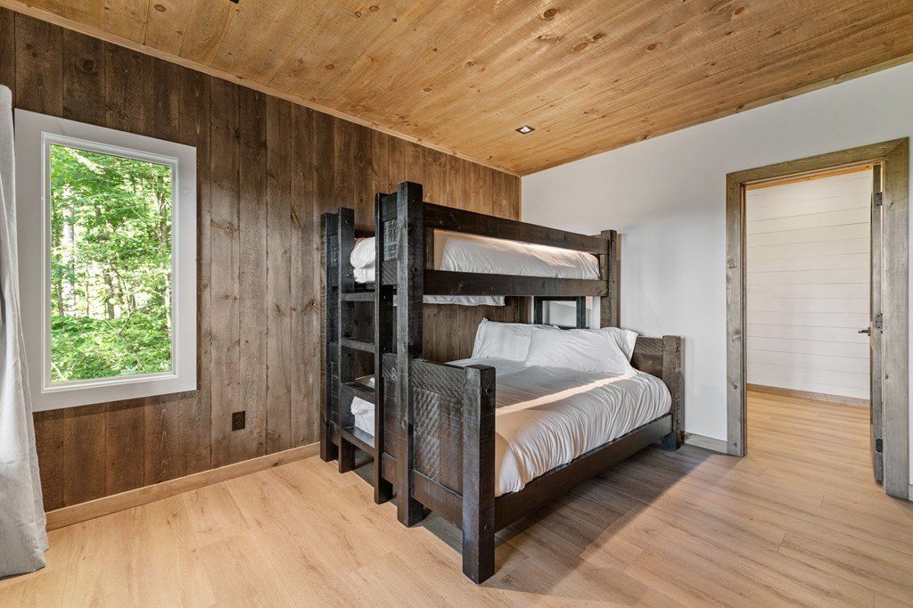 55 Grand Vista Drive. Blue Ridge, GA 30513