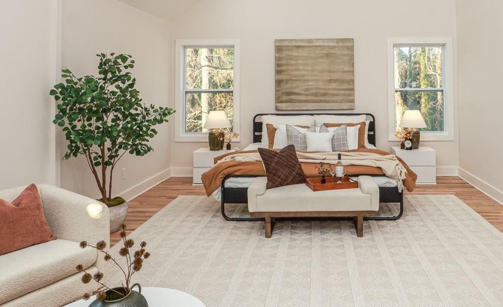 2566 Creekwood Terrace. Decatur, GA 30030