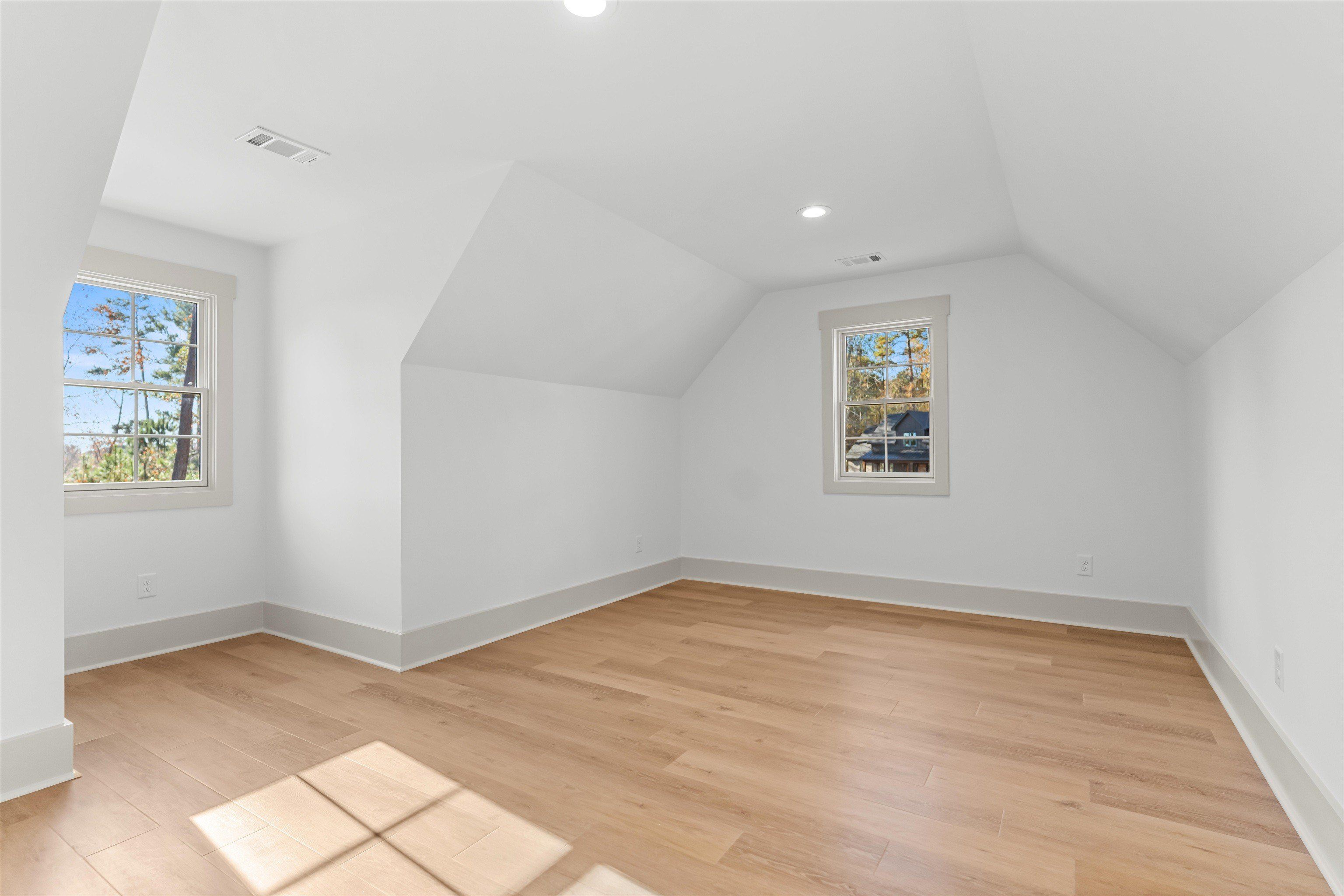 1800 Osprey Poynte. Greensboro, GA 30642