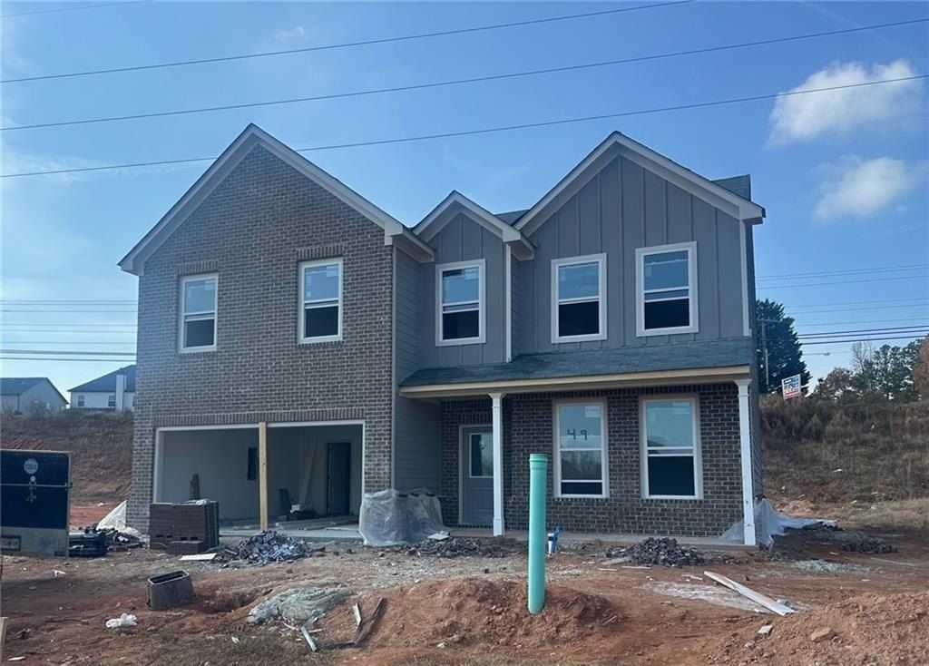 689 Rodeo Drive. Auburn, GA 30011