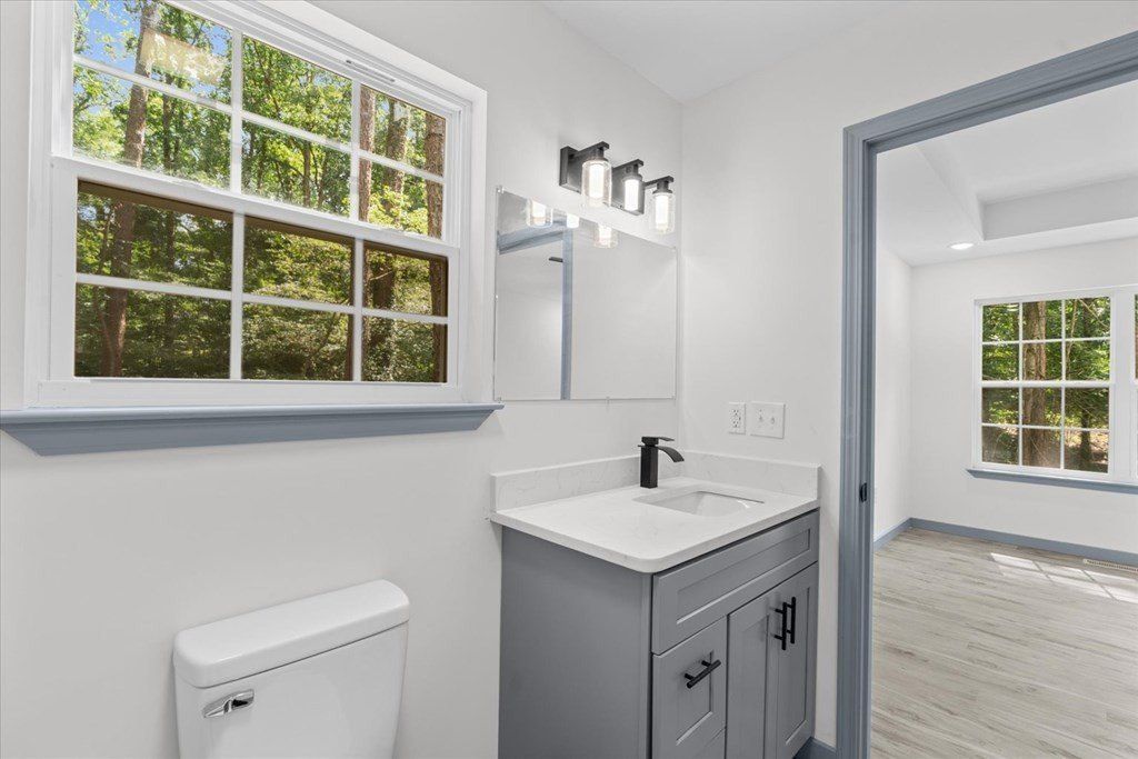 137 Praters. Dalton, GA 30721