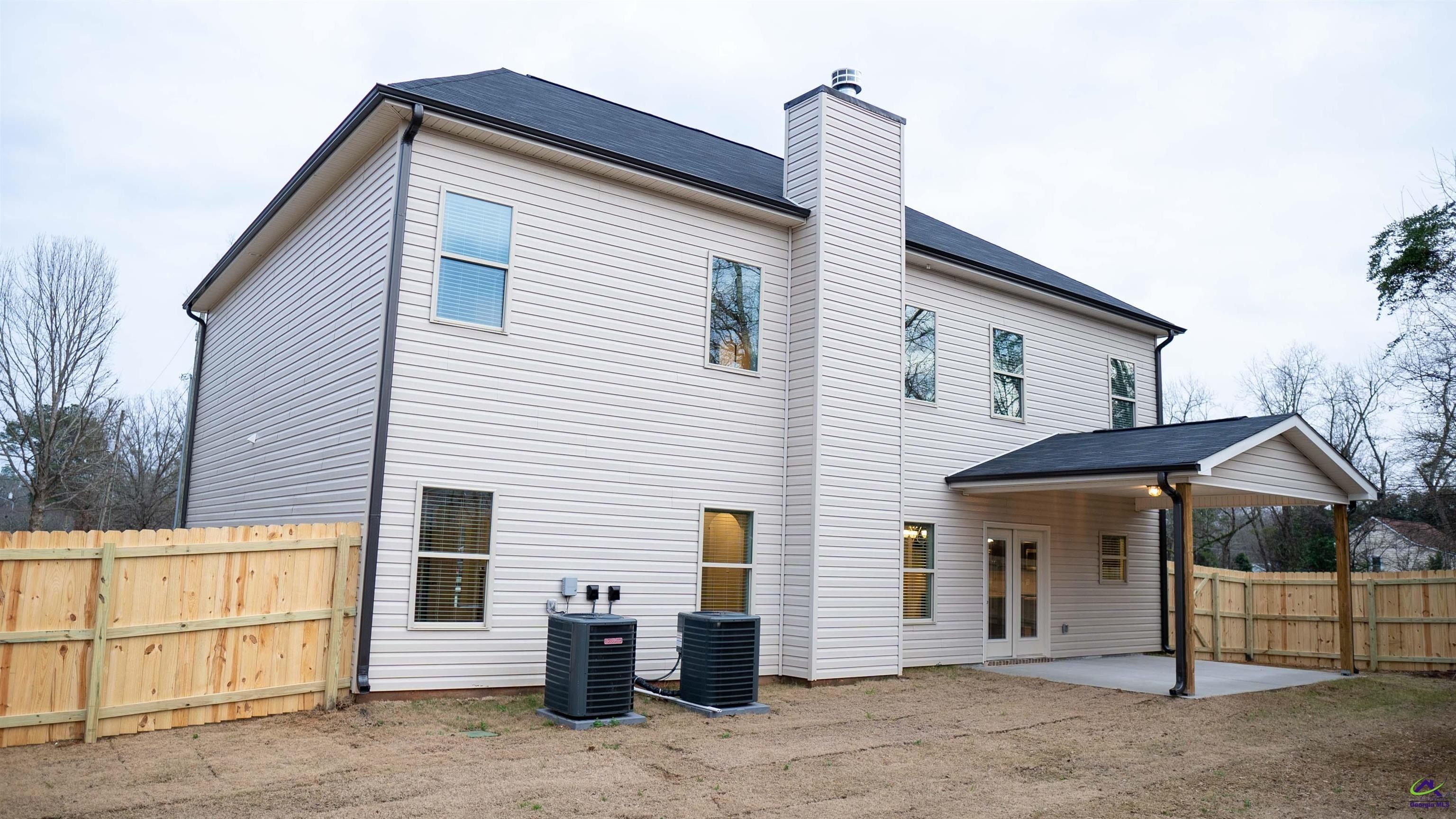 120 Bluecoat Trail. Byron, GA 31008