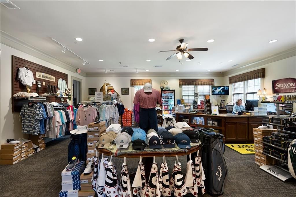 226 Chickasaw Drive. Waleska, GA 30183