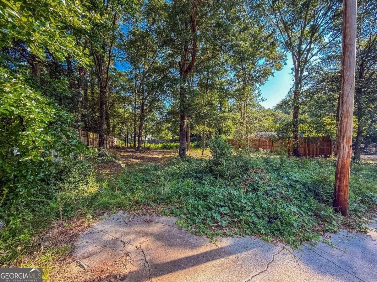 1015 Davis Street. Monroe, GA 30655