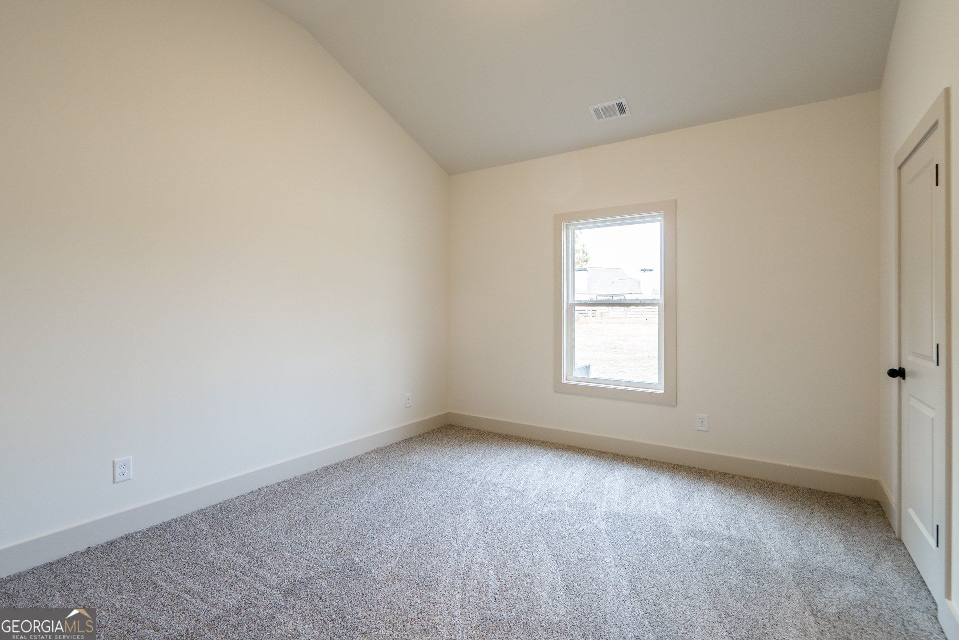 209 Squirrel Run. Good Hope, GA 30641