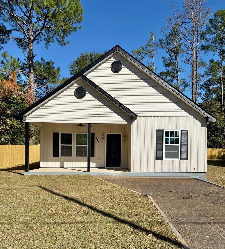 850 Ave C. Bainbridge, GA 39819