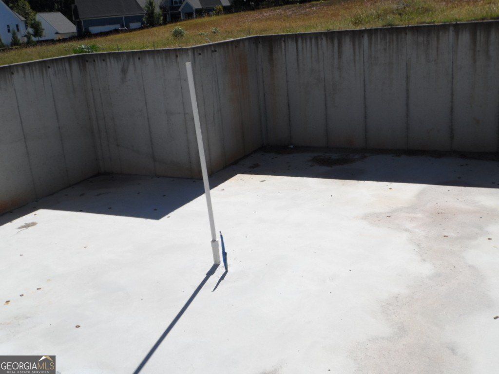 Emery Nell Lane. Newnan, GA 30263