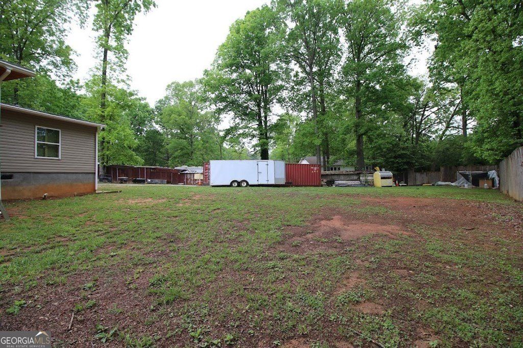 208 Holliday Way. Carrollton, GA 30116