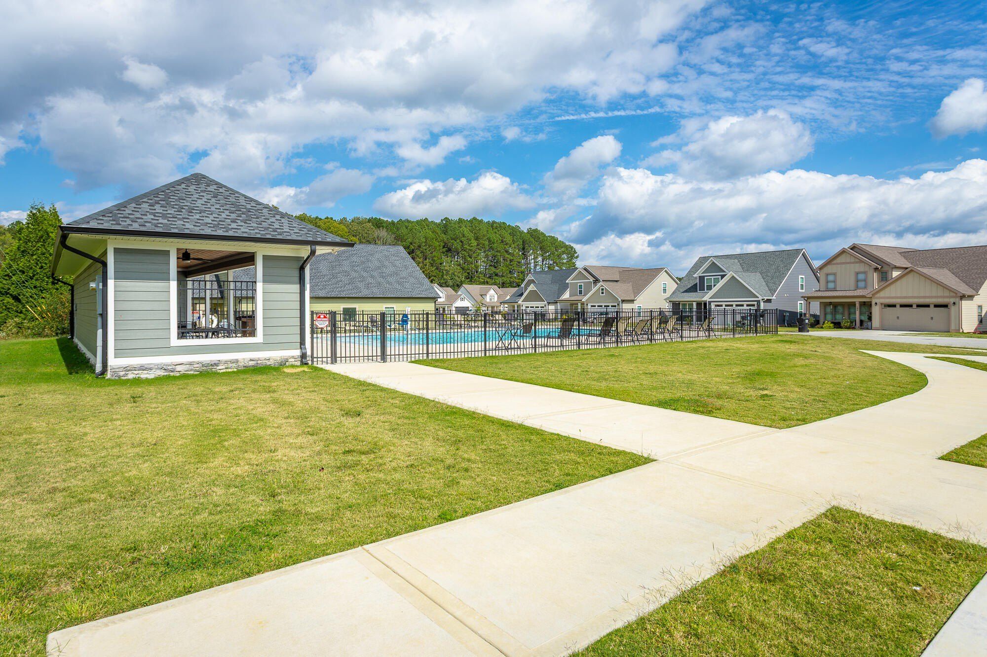 404 Willow Grove Court. Ringgold, GA 30736