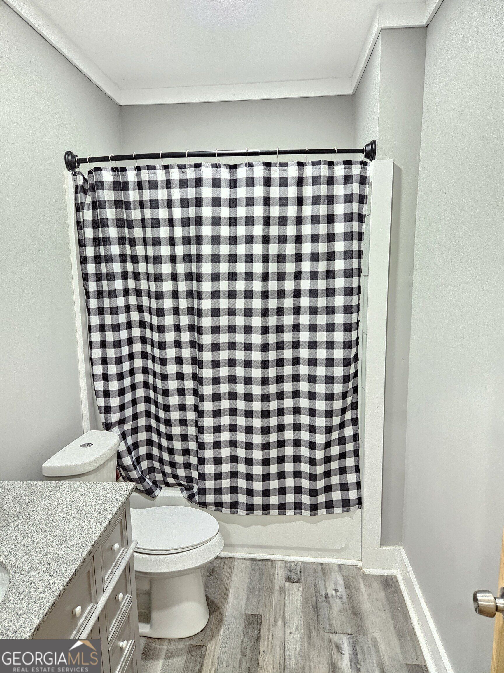 65 Log Cabin Lane. Lakemont, GA 30552