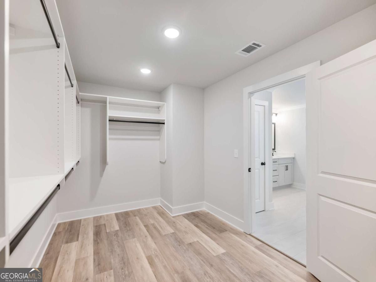 4437 Hosch Reserve Court. Buford, GA 30519