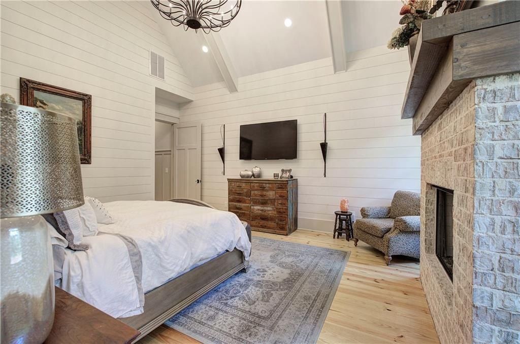 5948 Mccoy Road. Acworth, GA 30101