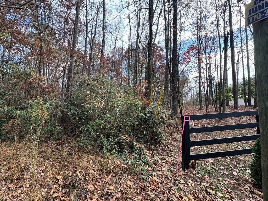 Hamby Road. Acworth, GA 30102