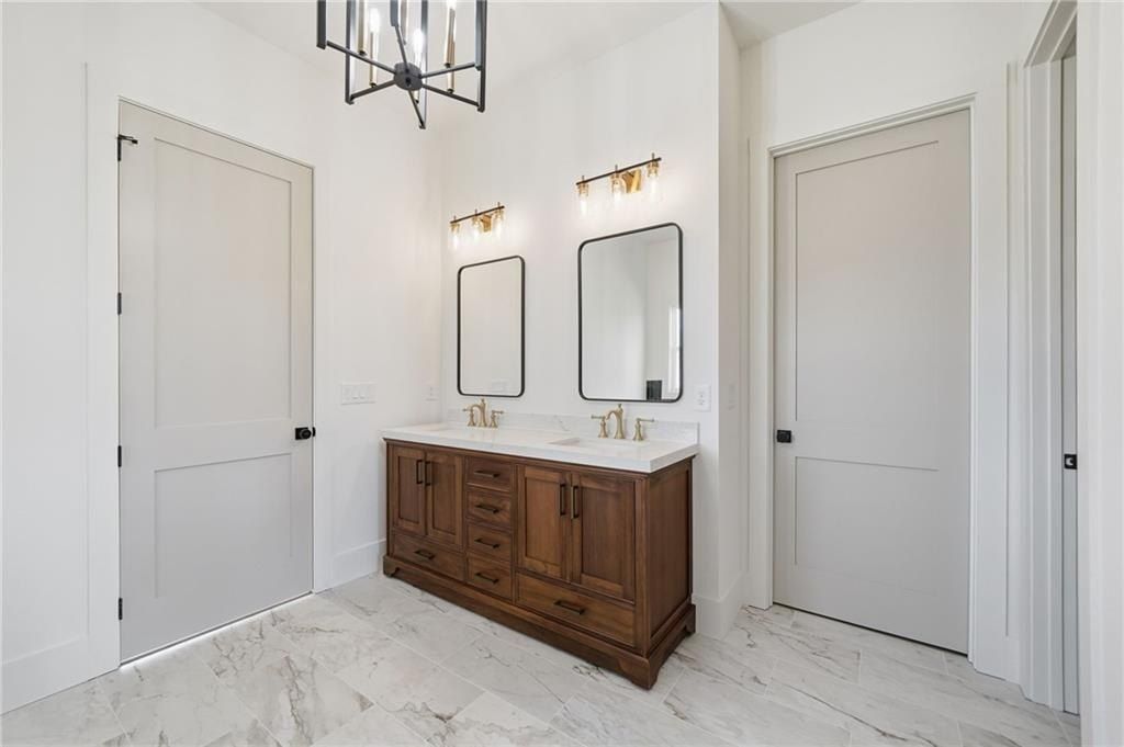 1248 Avery Road. Canton, GA 30115