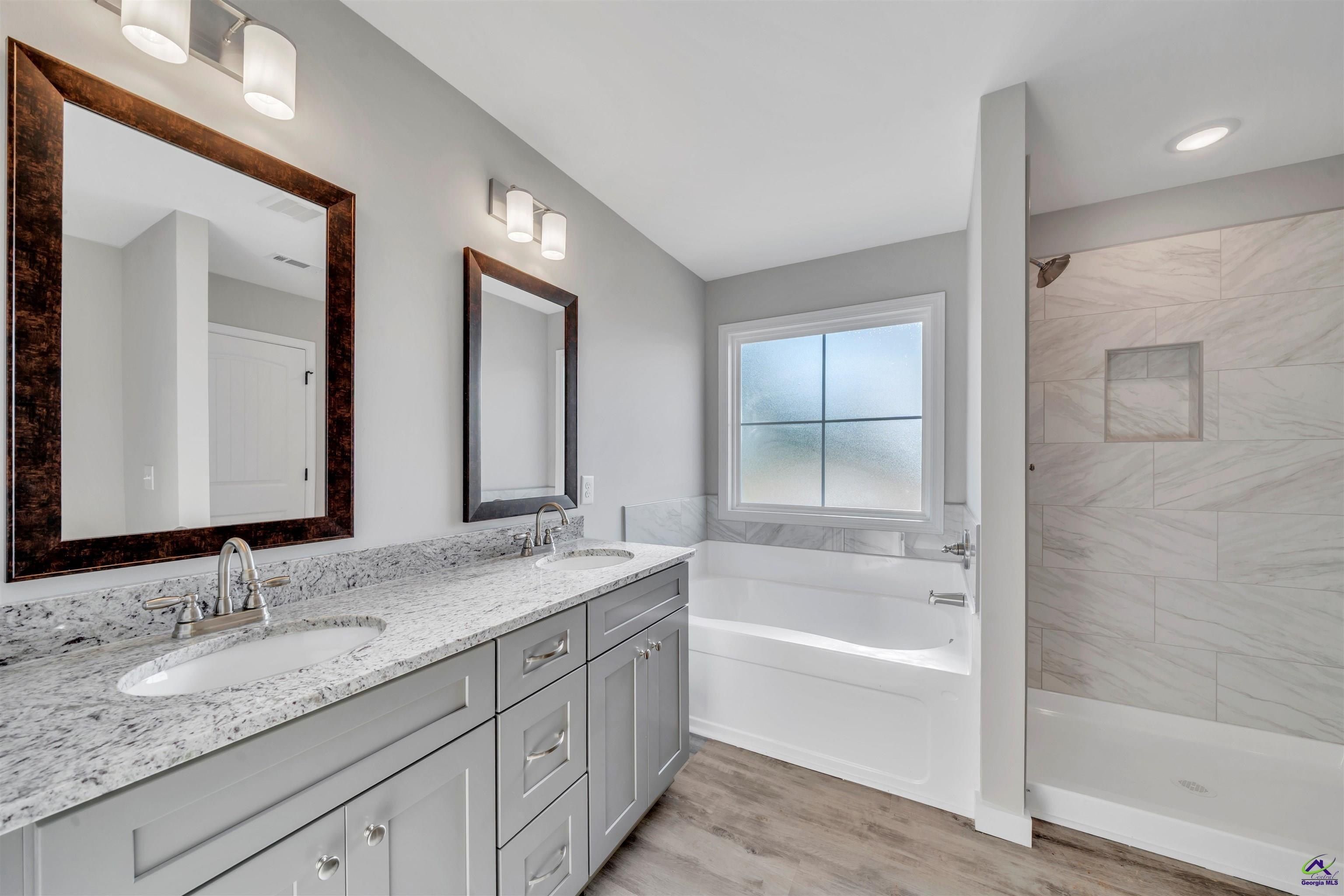 113 Early Drive. Byron, GA 31008