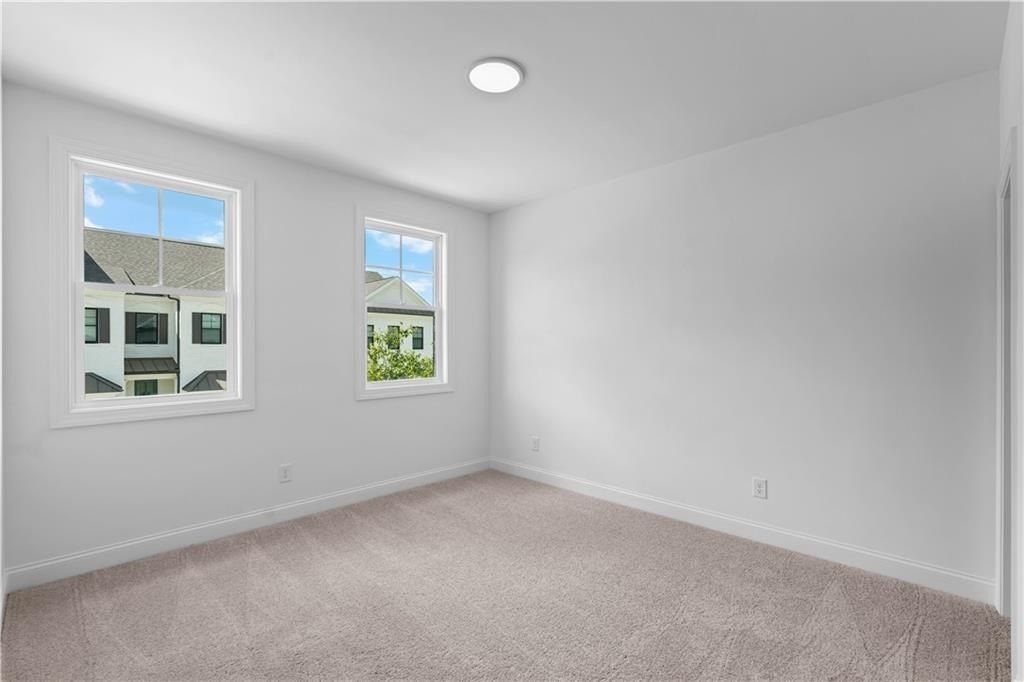 818 Dodd Trail. Buford, GA 30518