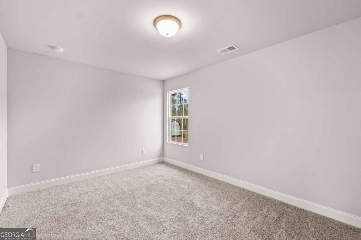 32 Joseph Lane. Hartwell, GA 30643