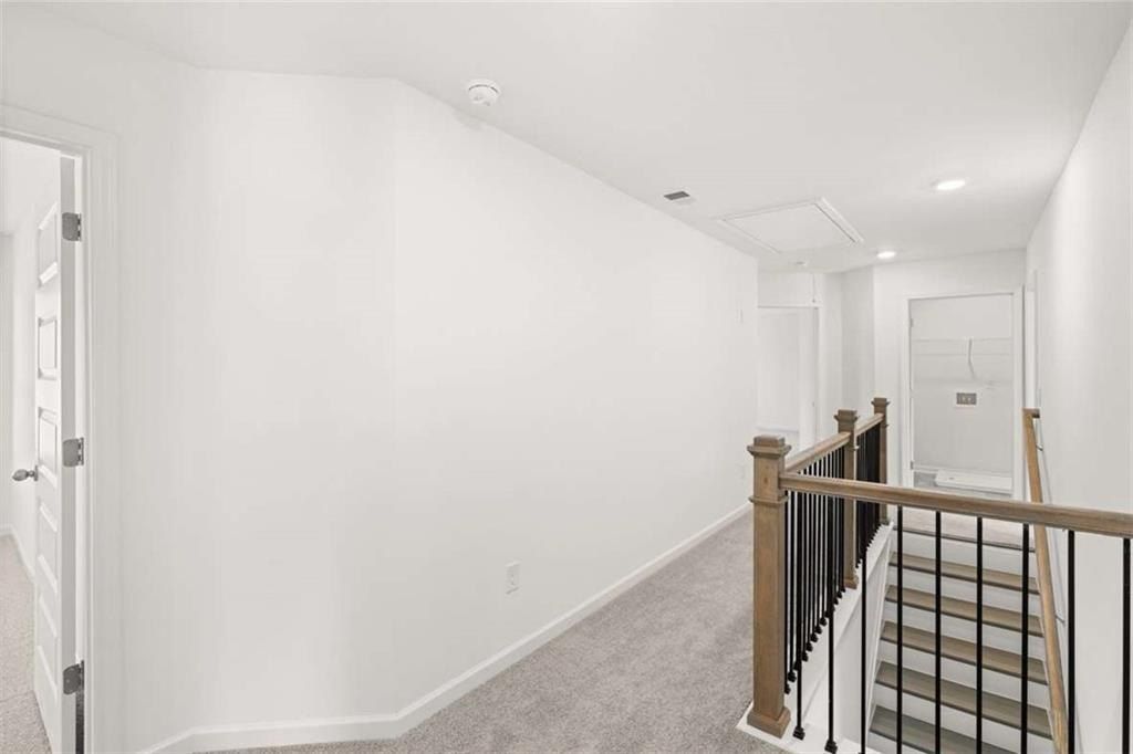 1618 Lacebark Elm Way. Lawrenceville, GA 30045