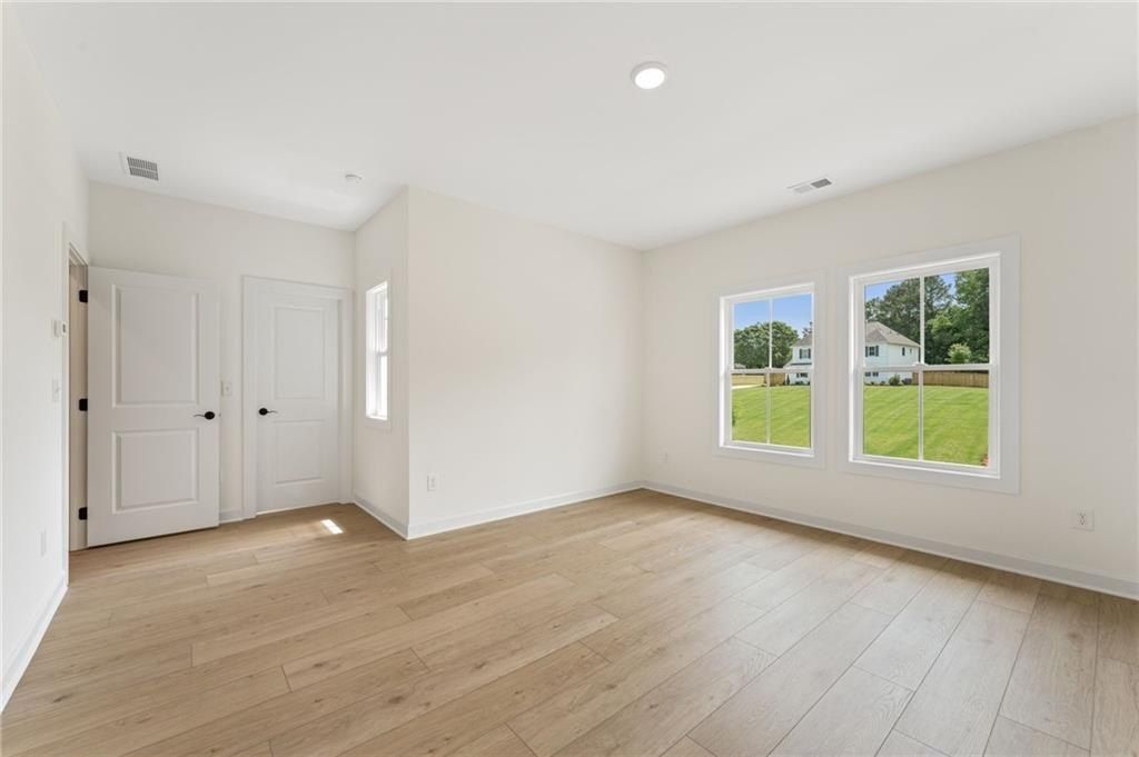 208 Knollwood Drive. Covington, GA 30015