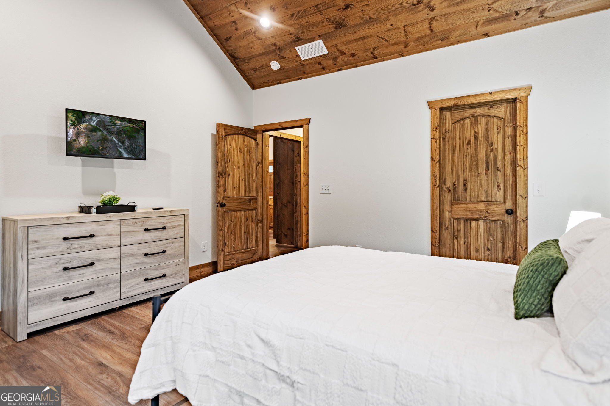 60 E Conasauga Creek. Ellijay, GA 30540