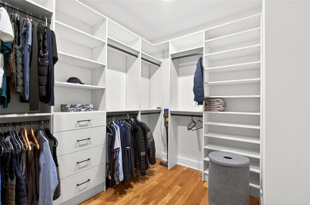 1326 Fenway Circle. Decatur, GA 30030