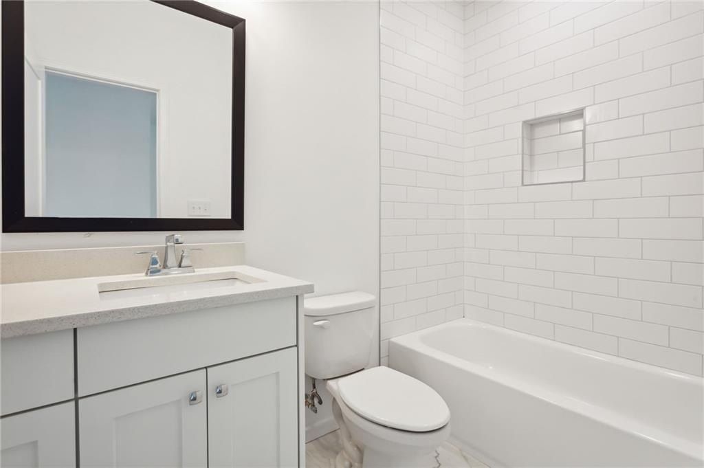 112 Cottage Gate Lane. Roswell, GA 30076