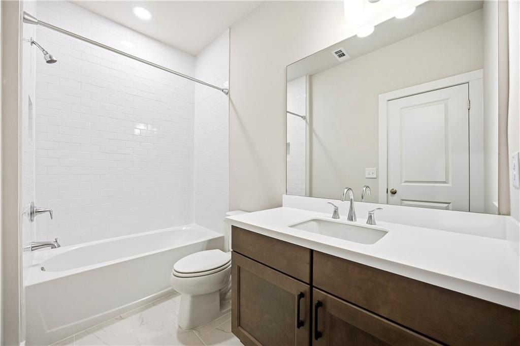 1235 Weatherway Lane. Cumming, GA 30041