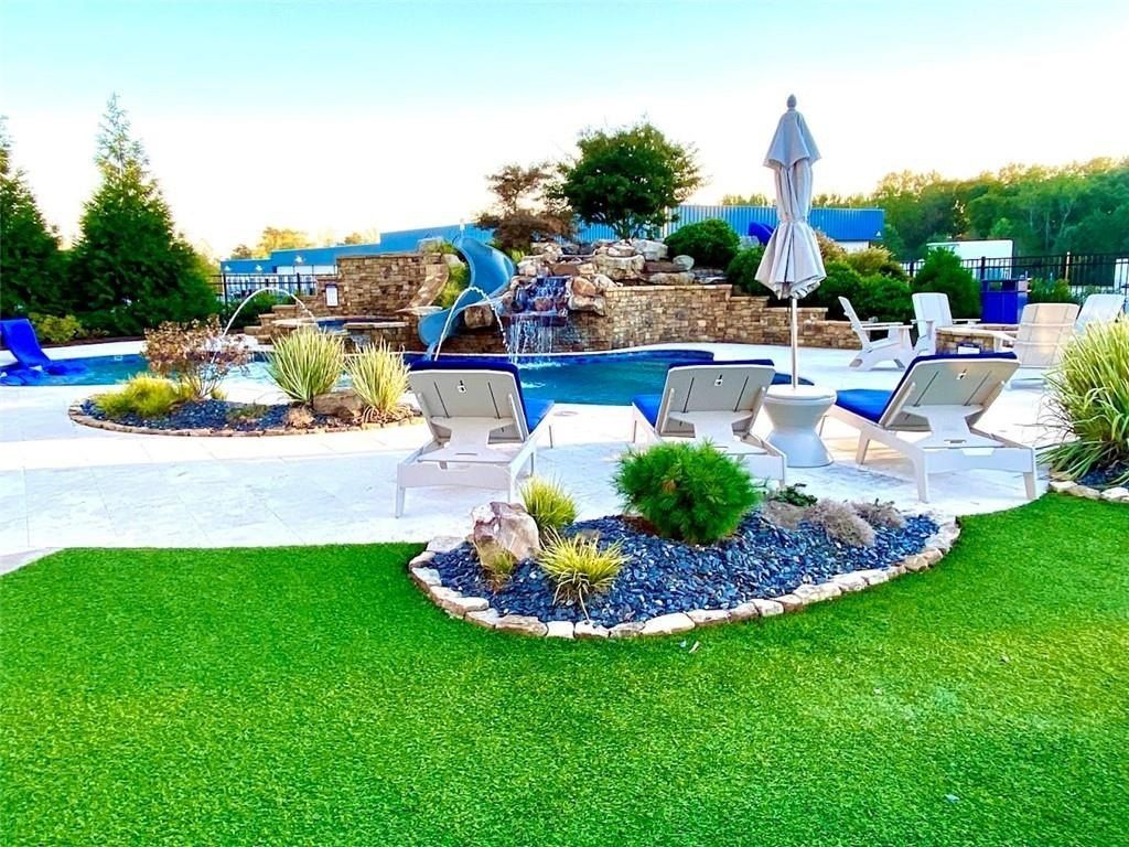 702 Joe Lane Cox Drive Unit 101. Dawsonville, GA 30534