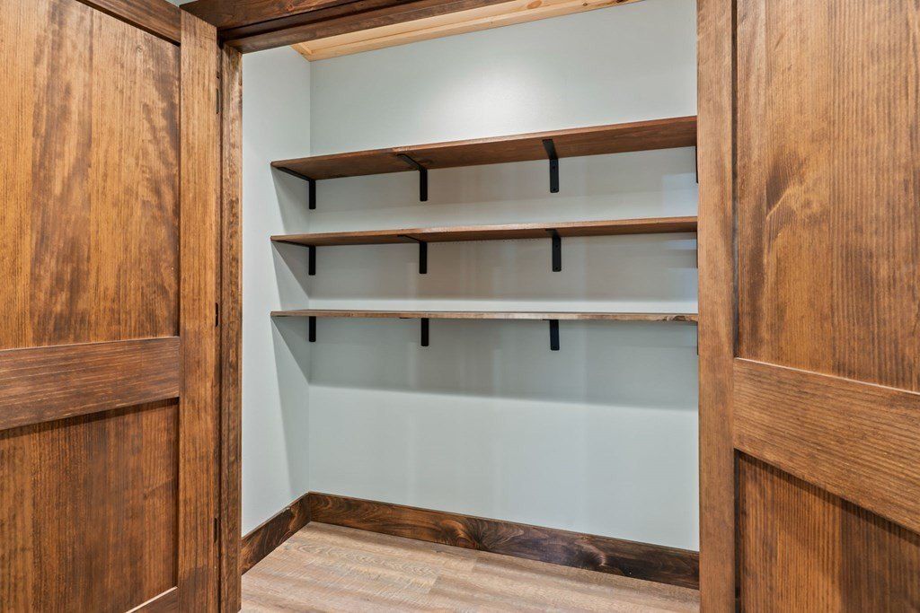 307 Ross Road. Mineral Bluff, GA 30559