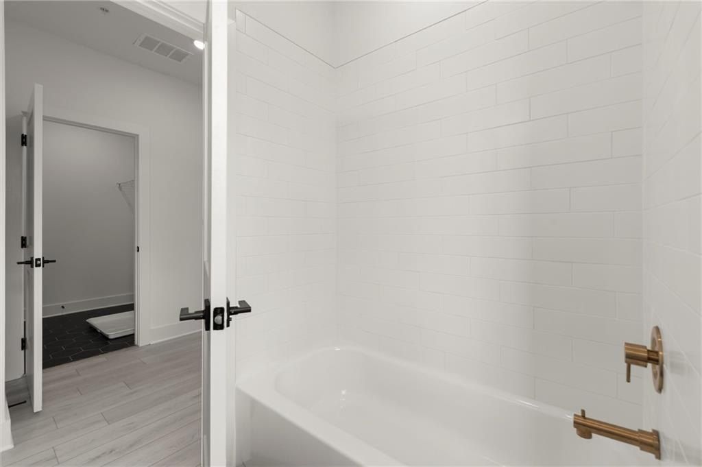 669 Soul Alley Unit 144. Alpharetta, GA 30009