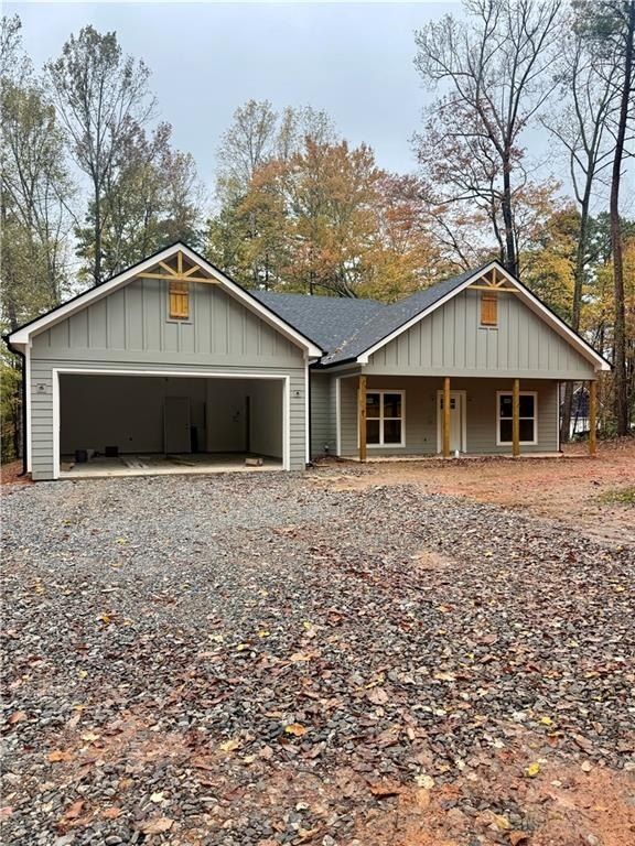 110 Kings Crossing Drive. Dawsonville, GA 30534