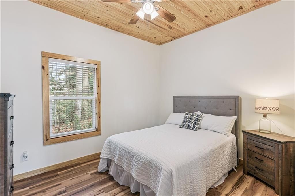 1013 Elbert Street. Darien, GA 31305