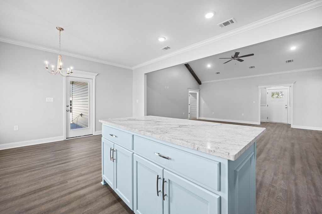 3875 Lu Lane. Hahira, GA 31632