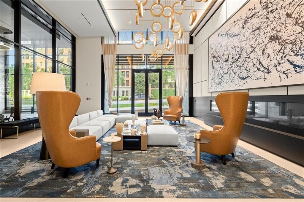 2425 Peachtree Road Ne Unit 502. Atlanta, GA 30305