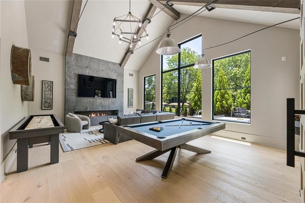 379 Milton Avenue. Alpharetta, GA 30009