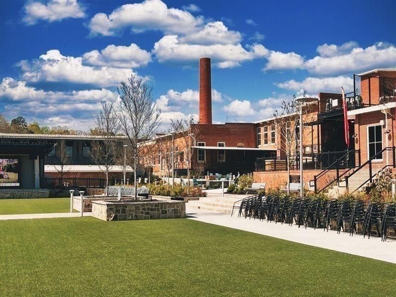 172 Railroad Street. Canton, GA 30114