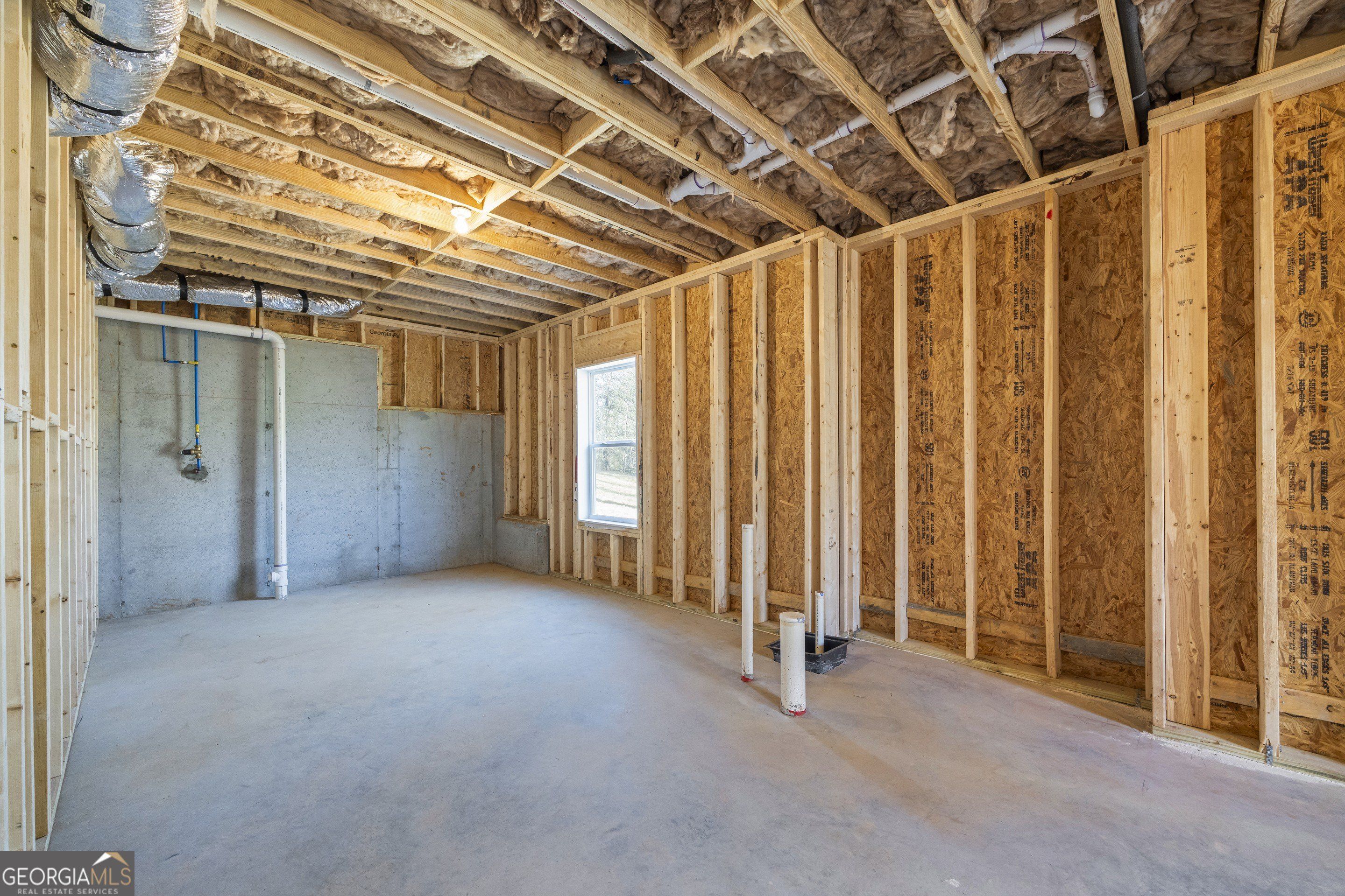 169 View St. Clarkesville, GA 30523