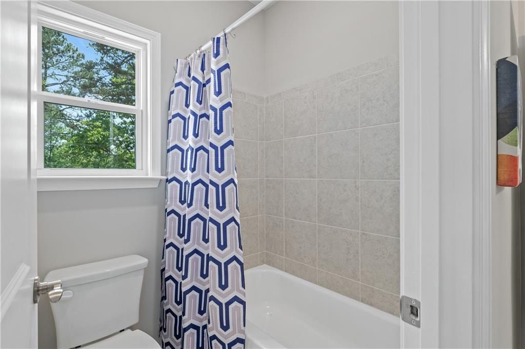 3710 Reserve Overlook Lot 6 Way. Cumming, GA 30041