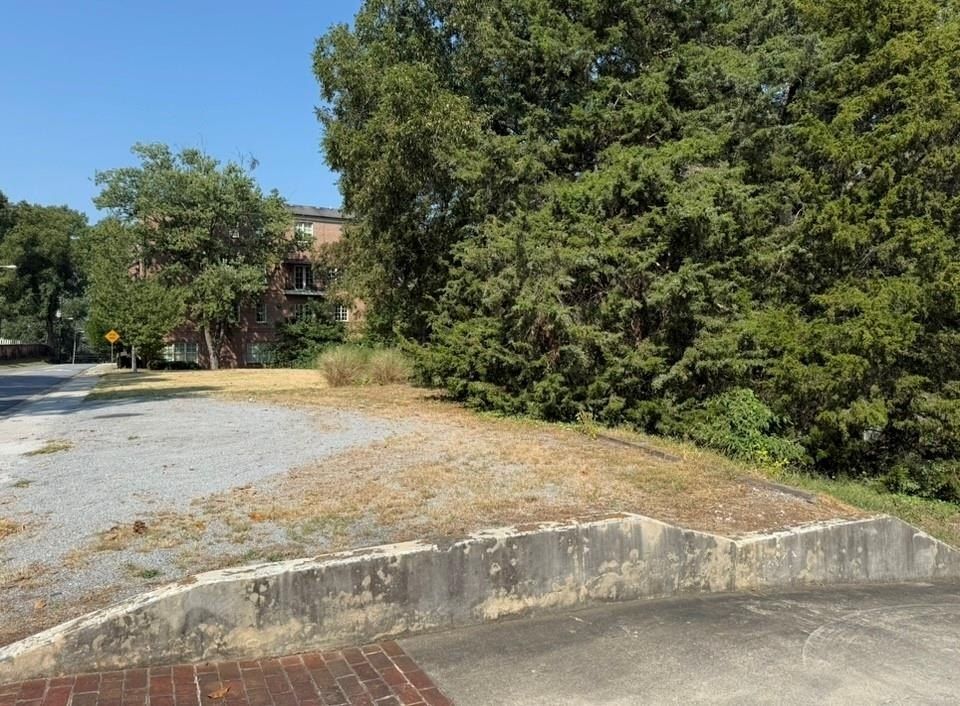 389 Washington Avenue Ne. Marietta, GA 30060