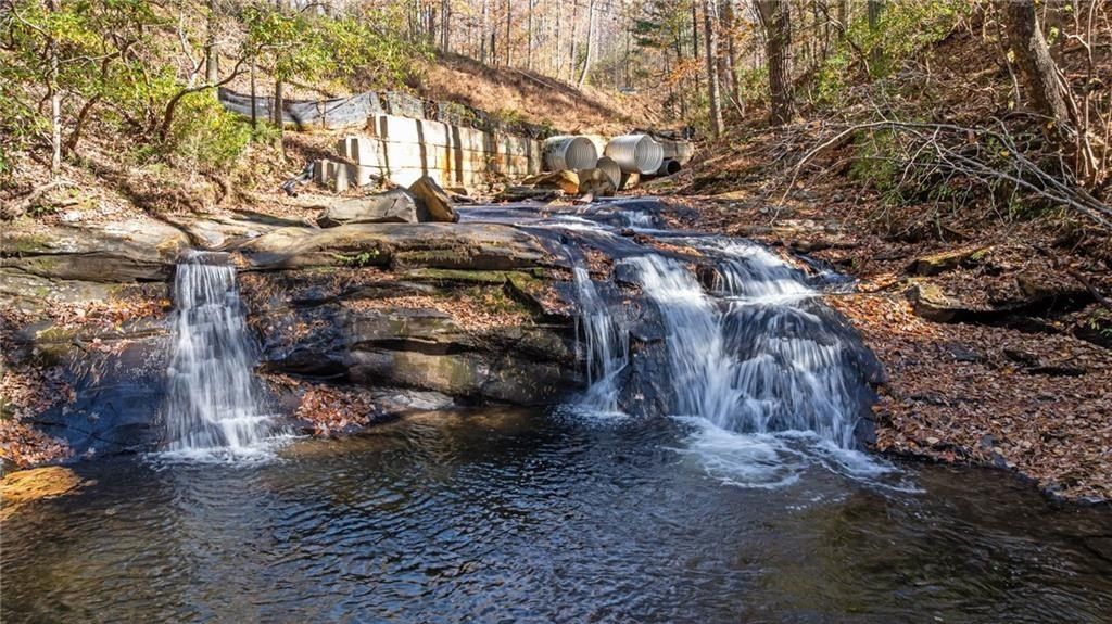56 Buckeye Trail. Jasper, GA 30143