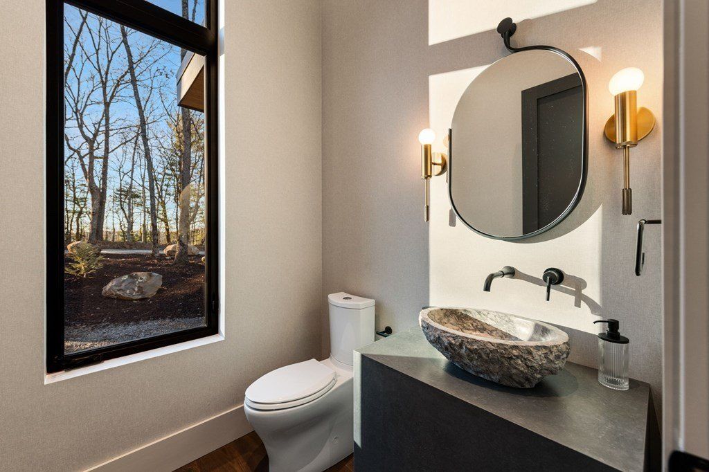 47 Pinhoti Pass. Ellijay, GA 30540