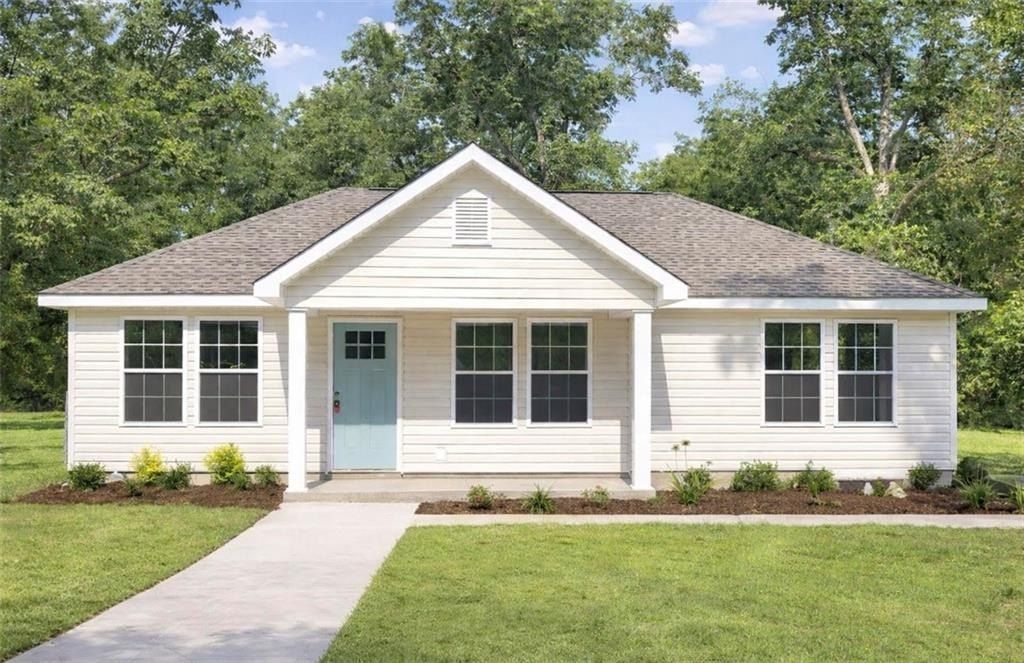 420 Greenleaf Street. Blackshear, GA 31516