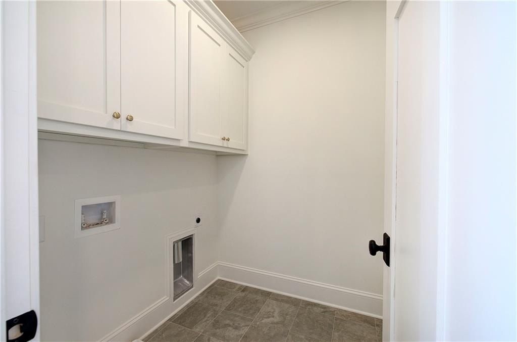 178 Main Street Unit 102. Cartersville, GA 30120