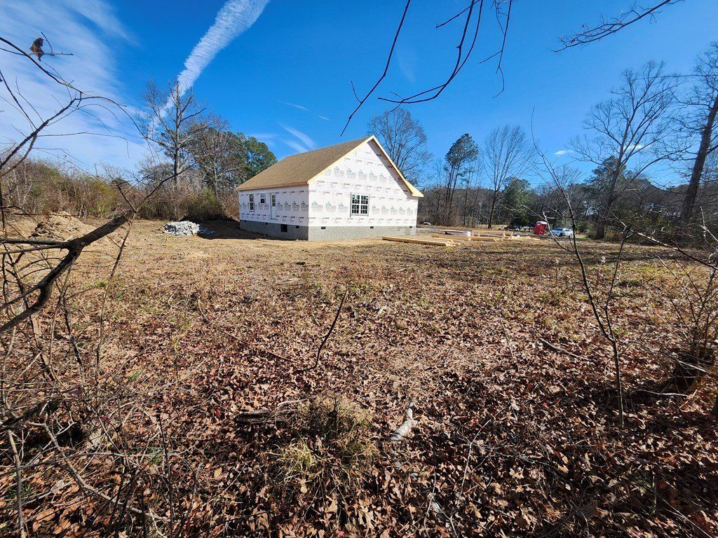 654 Keith Mill Road. Dalton, GA 30721