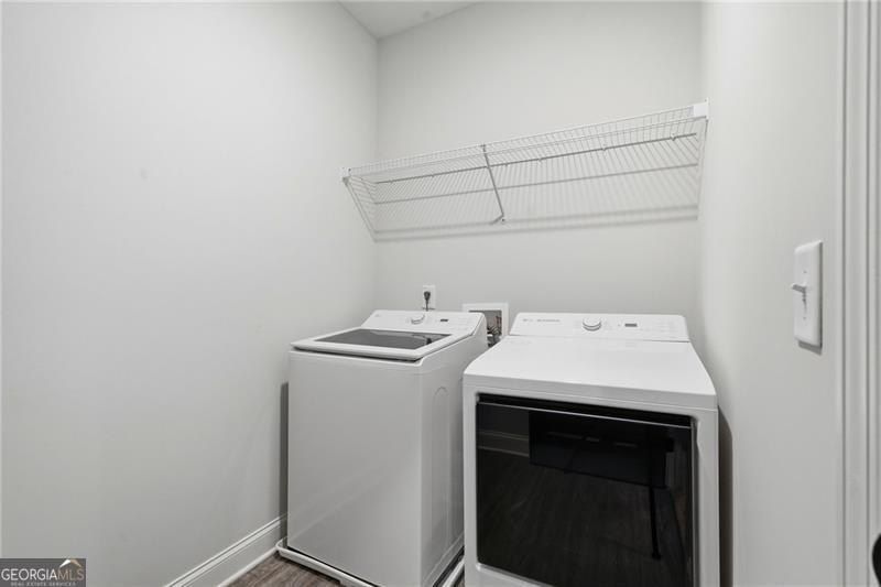 937 Willingham Drive Unit 7. Hapeville, GA 30354