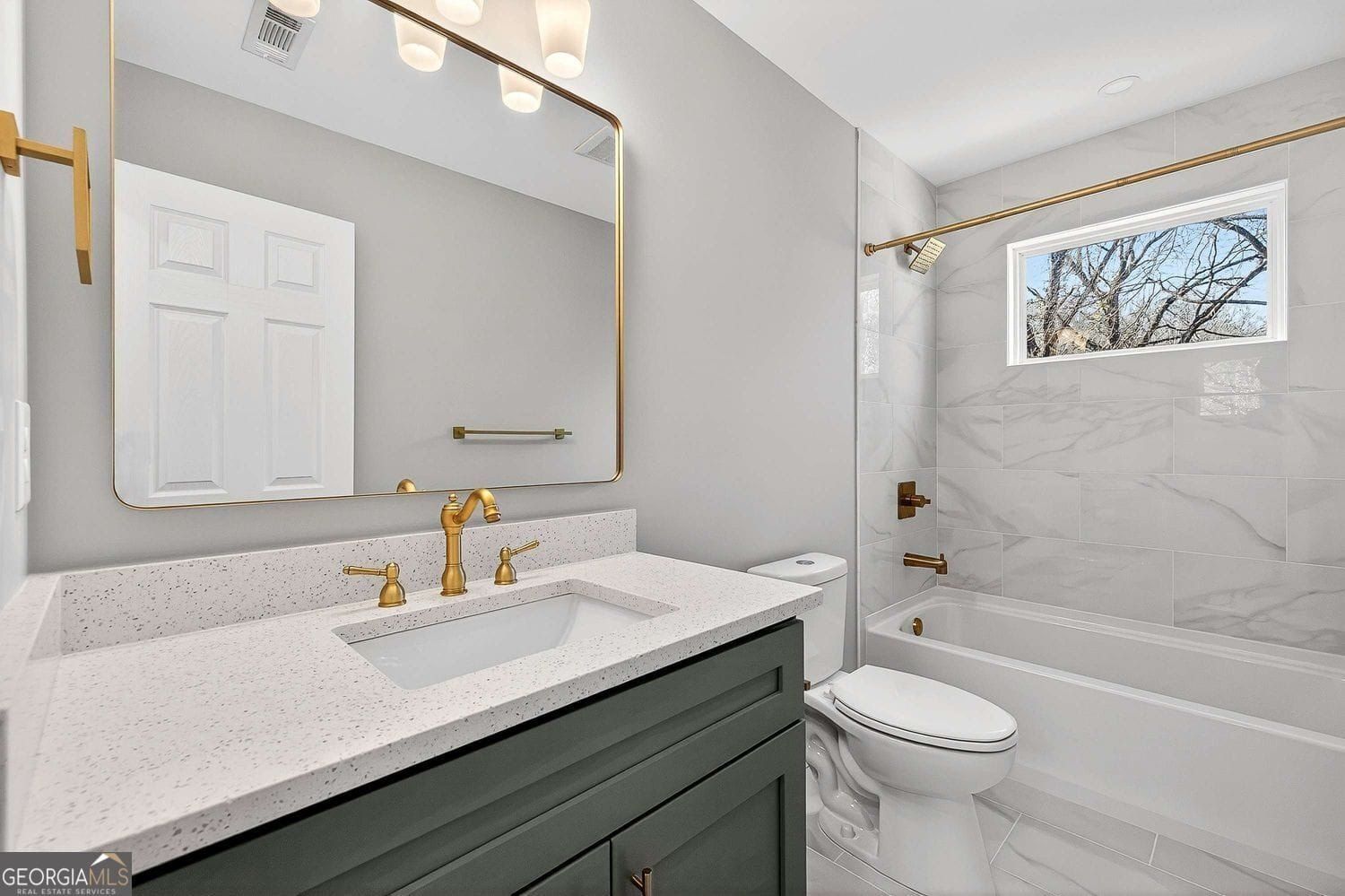 2185 Lang Drive Sw. Atlanta, GA 30315