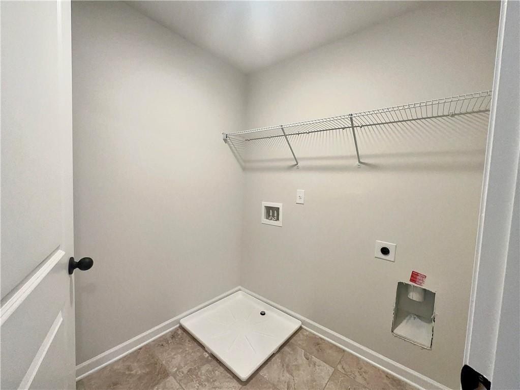 325 Rodeo Drive. Auburn, GA 30011