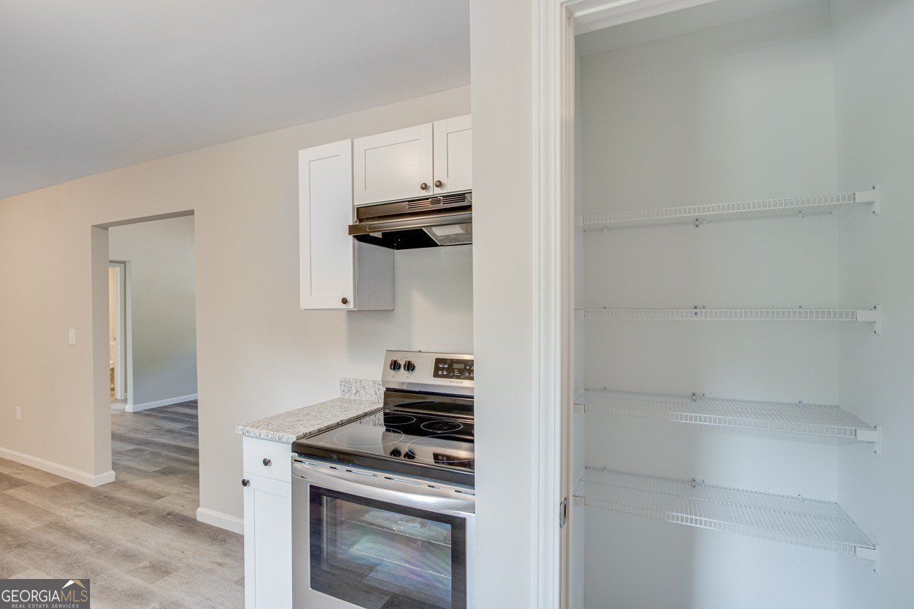 14 Lyla Ln. Canon, GA 30520