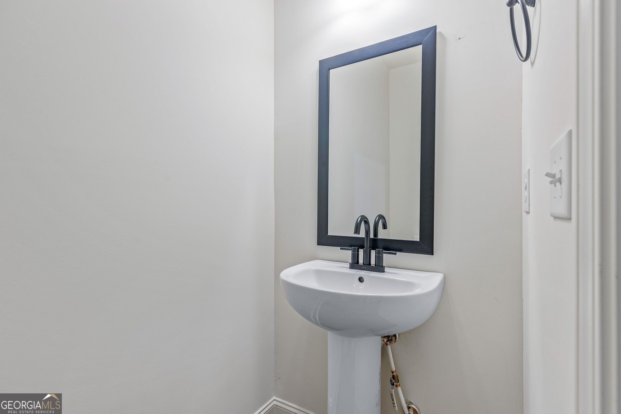 954 The Orchard Road. Clarkesville, GA 30523